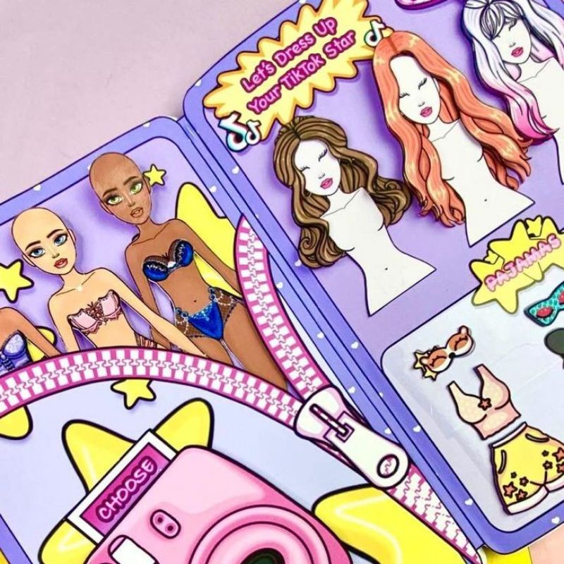 Paper Doll - Quiet Book -  Studio
