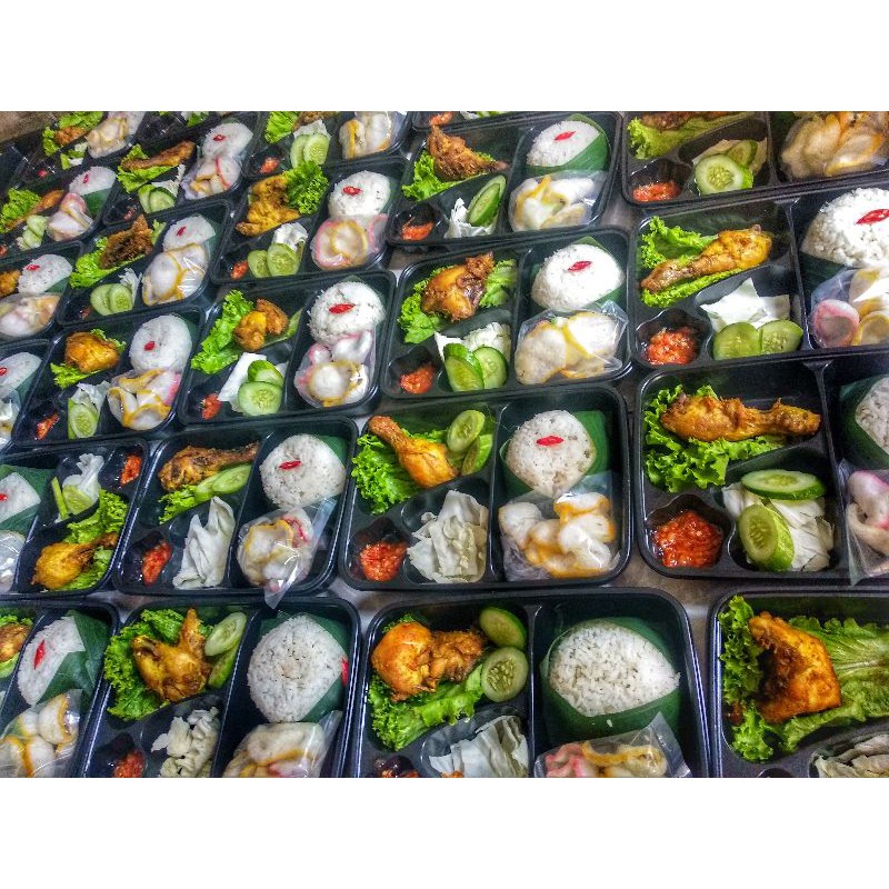 

Paket Nasi Ayam Goreng