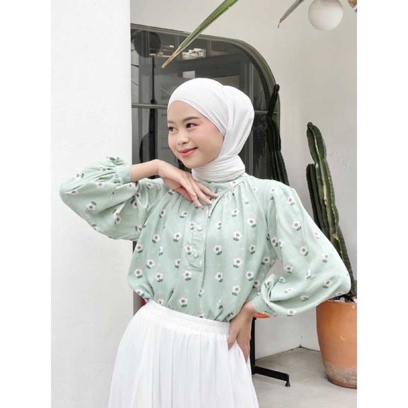 Moria Blouse Ori by Pretties