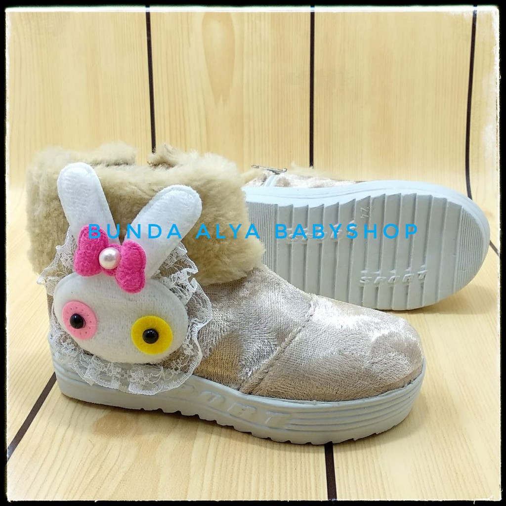 Sepatu Anak Perempuan Usia 1 - 4 Tahun GOLD Sepatu Anak Cewek Boots 1 - 4 Tahun Bulu Size 22 - 30 Alas Karet Anti Licin