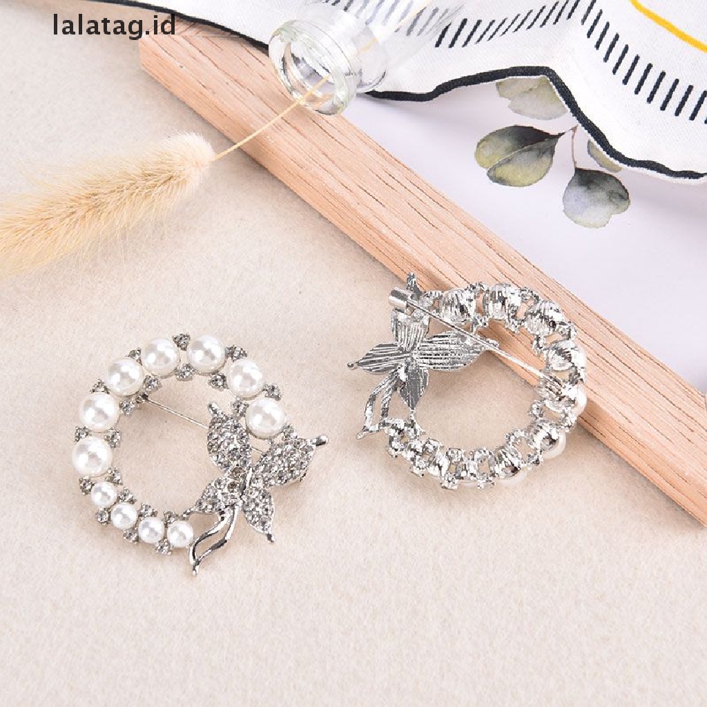 [lalatag] Pearl and Rhinestone Circle Brooches For Baroque Trendy Elegant Butterfly Brooch [ID]