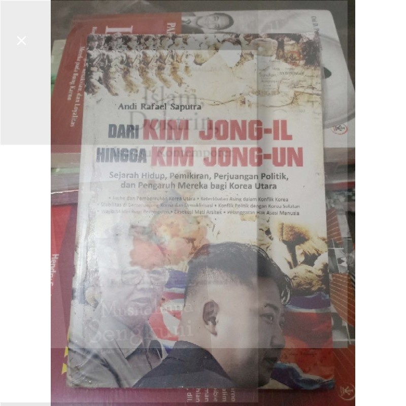 Buku BUKU DARI KIM JONG-IL HINGGA KIM JONG-UN