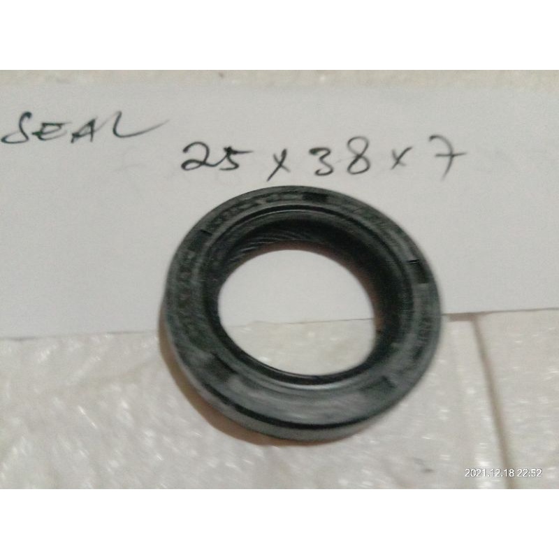 seal 25x38x7 merk Nok asli japan
