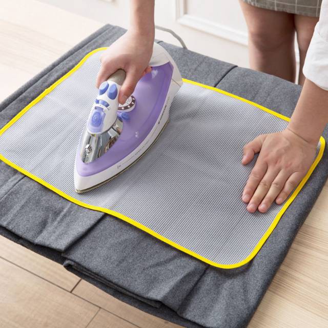 Alas Pelapis Setrika Baju - Alat Pelapis Setrika Pakaian - Ironing Mat Protective Cloth