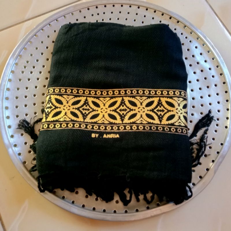 Selendang hitam /selendang hitam wanita /syal wanita /syal rajut-04