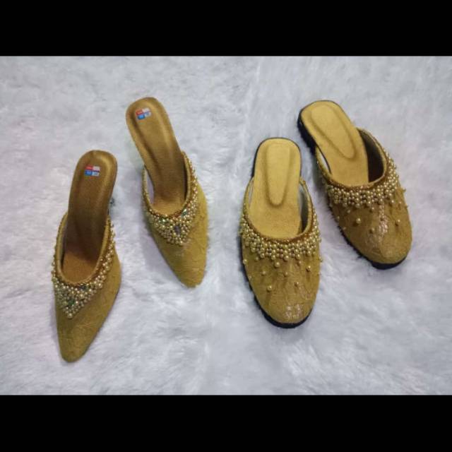 Selop gold pasangan pengantin