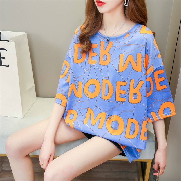 THISTLE - Oversize Tee Tshirt Wanita Model Longgar Motif Tulisan Moder