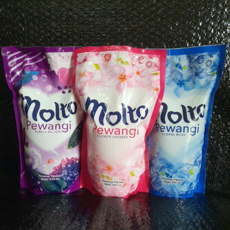 molto pewangi pakaian 780ml