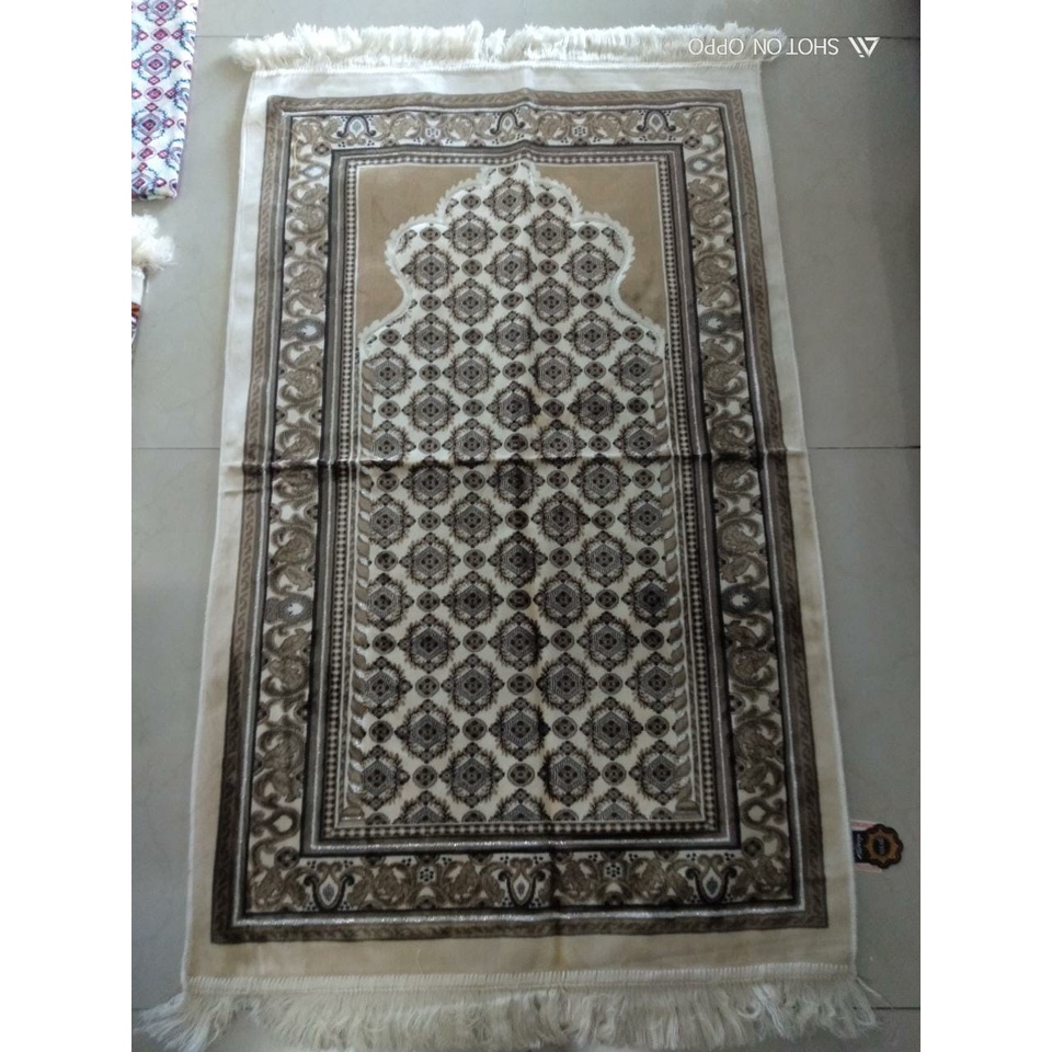 Sajadah Bulu Tebal Besar Turki Yakar SPIGEL Karpet