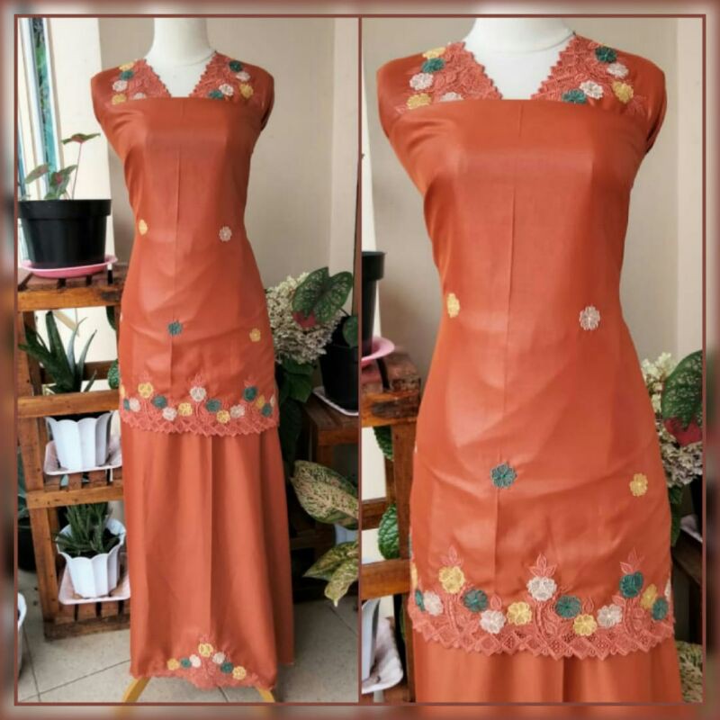 Bahan/bakal kurung bordir