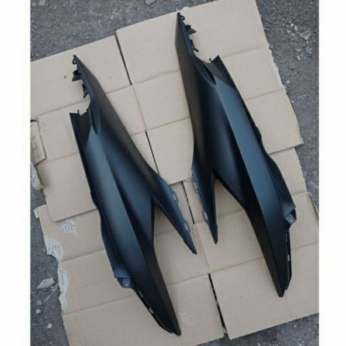 Cover body kap samping belakang kanan kiri vario 150 125 new k59j ori