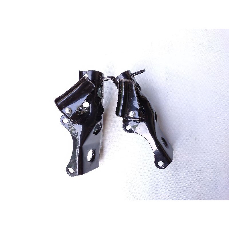 Pangkon mesin tiger revo