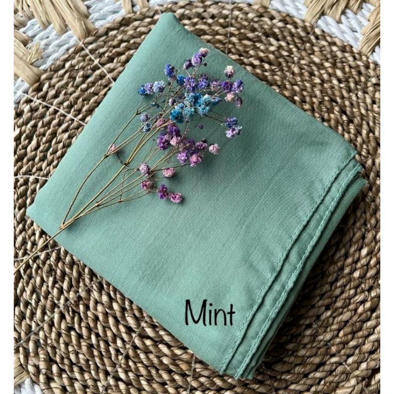 kerudung hijab segi empat bahan katun paris polos premium warna hijau muda mint / jilbab paris match