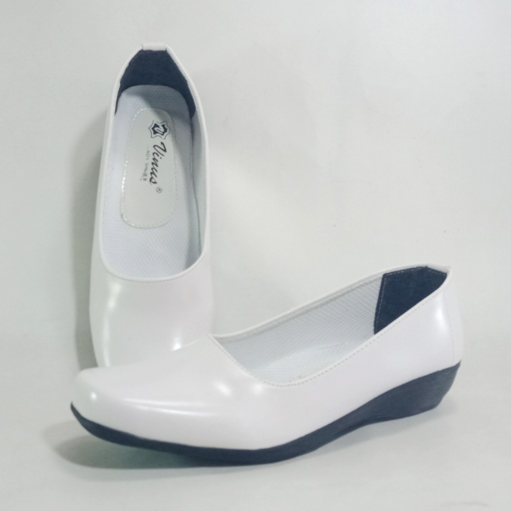 Vinus V.04TR Sepatu Pantofel Wanita Guru Kantor Hak 2cm Size 37-41