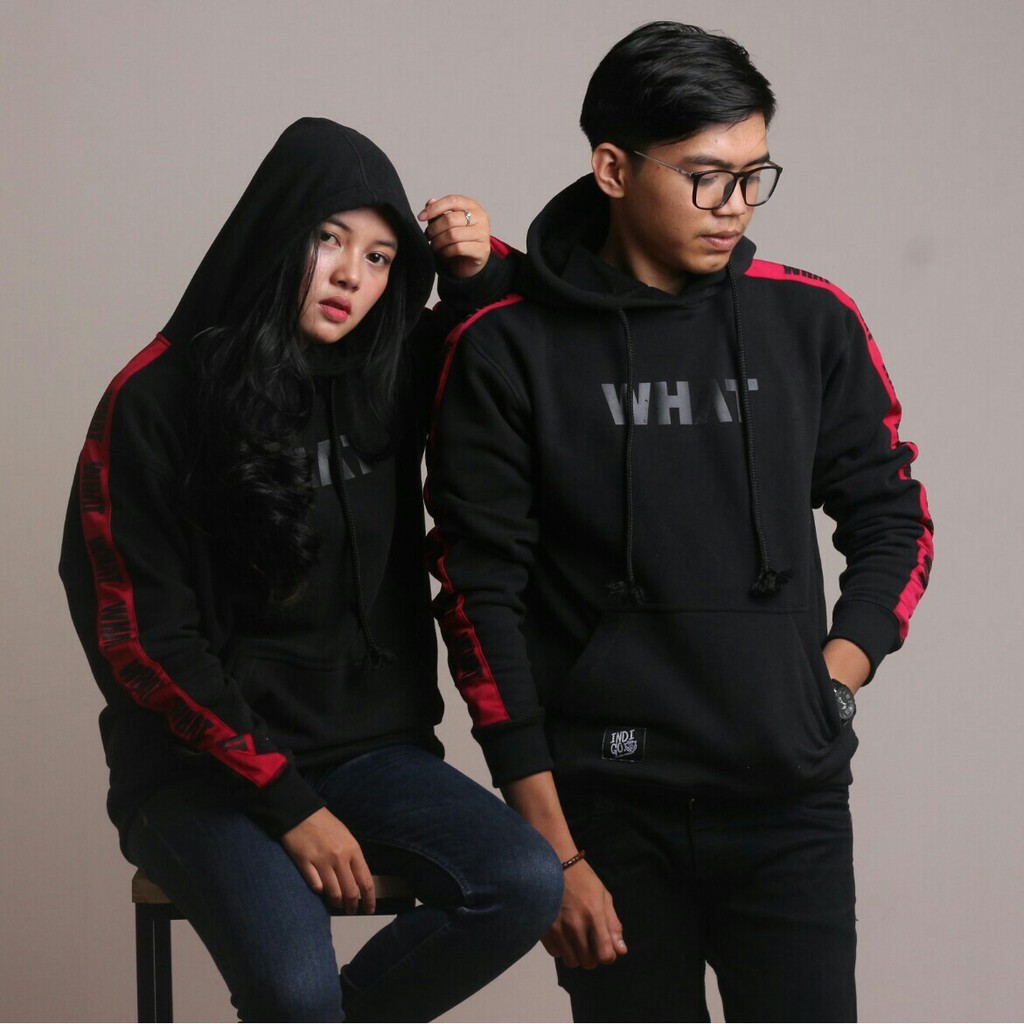 INSTINC JAKET HOODIE WHAT HITAM LIST MERAH