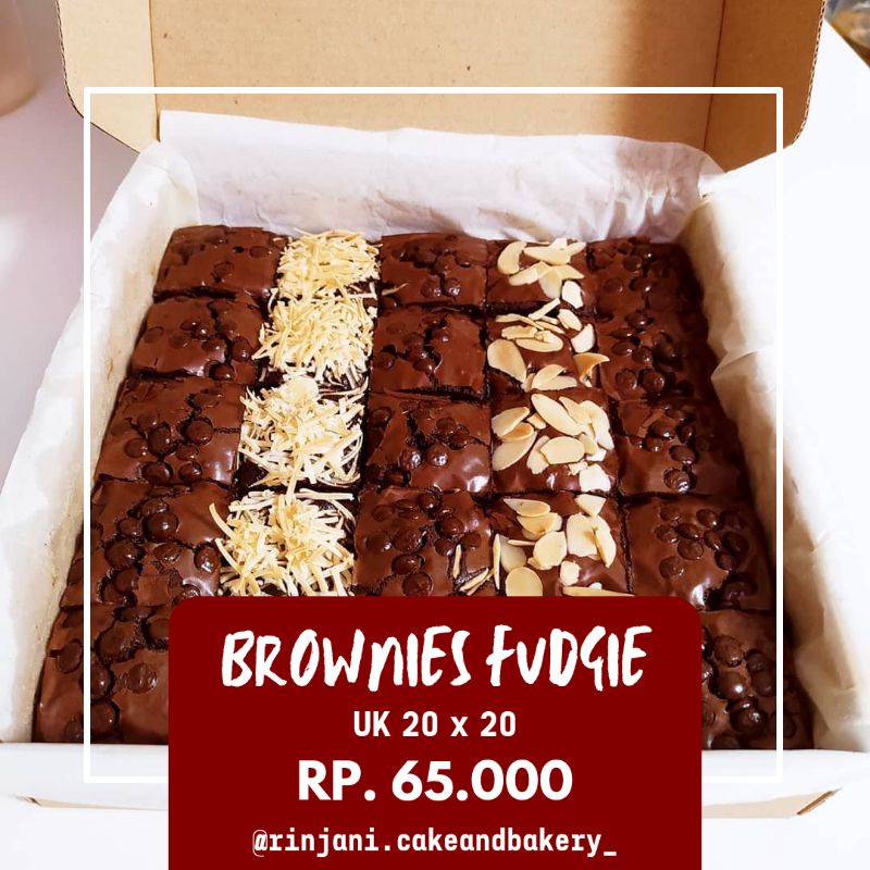 

BROWNIES FUDGE UK 20 X 20