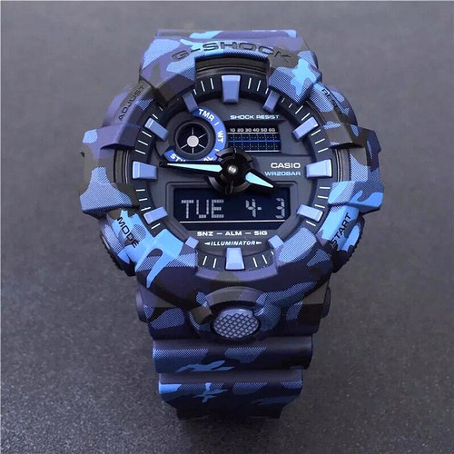 Casio G-Shock Jam Tangan Pria Analog Digital Original GA-700CA-2ADR