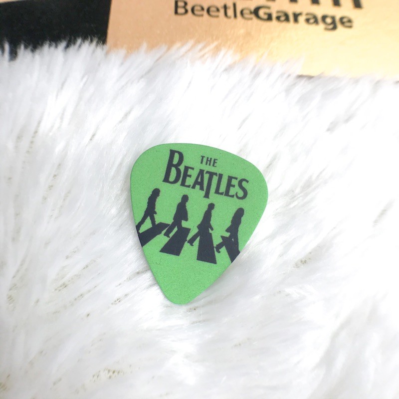 Ready Pick Gitar The Beatles Band Vintage Retro Jadul Pik Guitar Band Beatlemania John Lennon