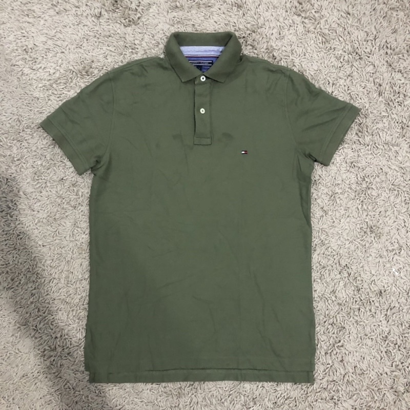 Kaos kerah tommy hilfiger preloved bekas