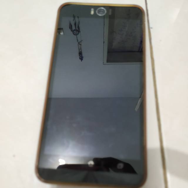 Asus Zennfone Selfie Mulus (Minus Gagal Booting)