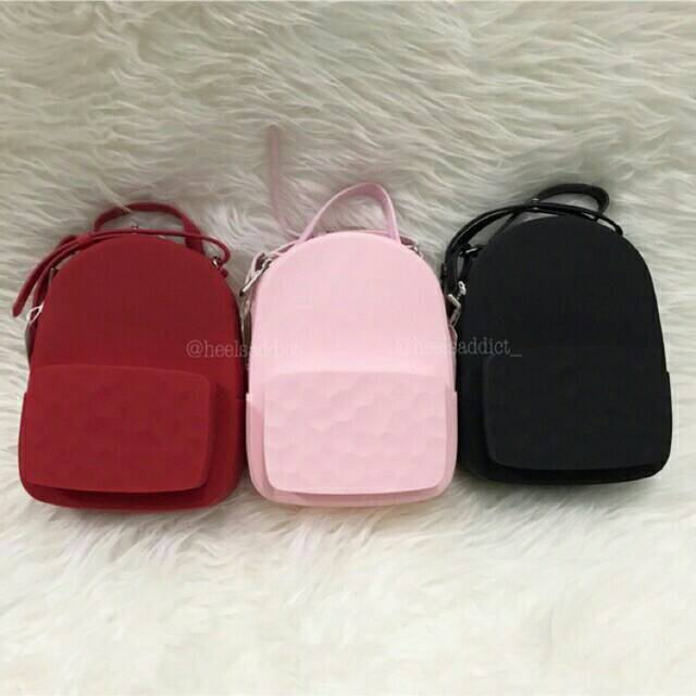 Tas selempang miniso jelly sling bag