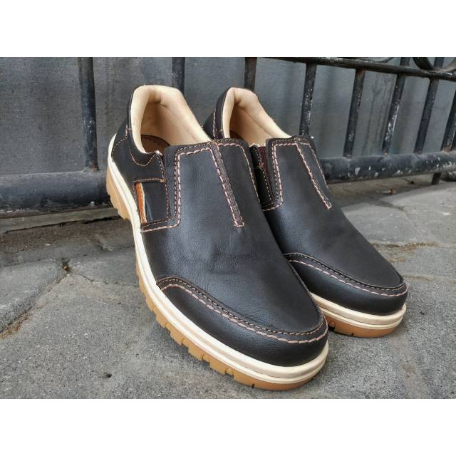 Sepatu Casual Kasual Pria Bahan Kulit Asli Elegan