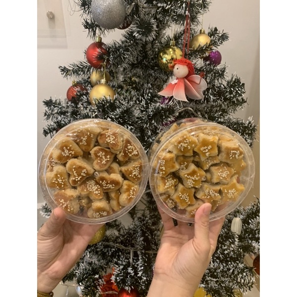 

Kue Kacang Wijen Spesial Lebaran Cemilan Keluarga Lembut Nikmat 450 gr