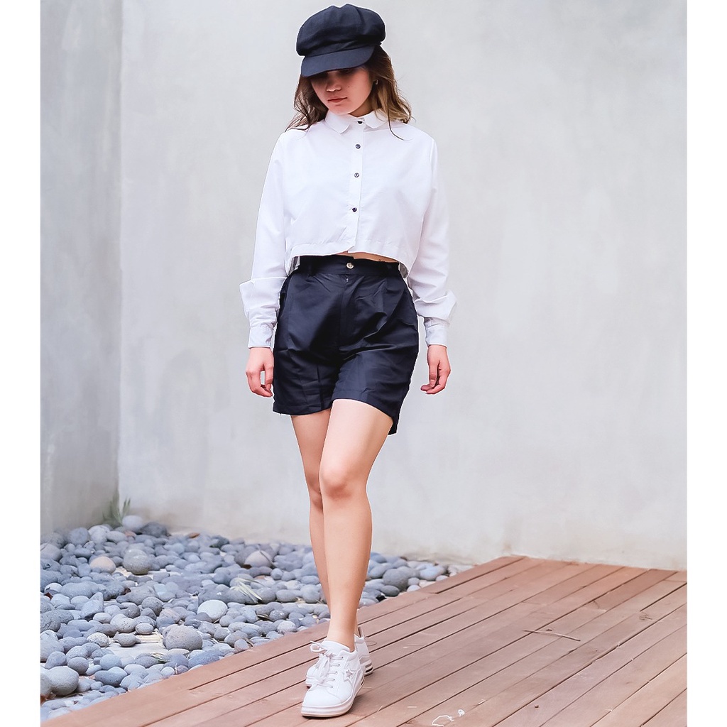 BEFAST - ZEC OOTD Kemeja HARUKA / Belfie Crop / Kemeja Crop Wanita Viral 2021 / Kemeja Lengan Panjang / OOTD Kemeja Wanita ala  Style korean