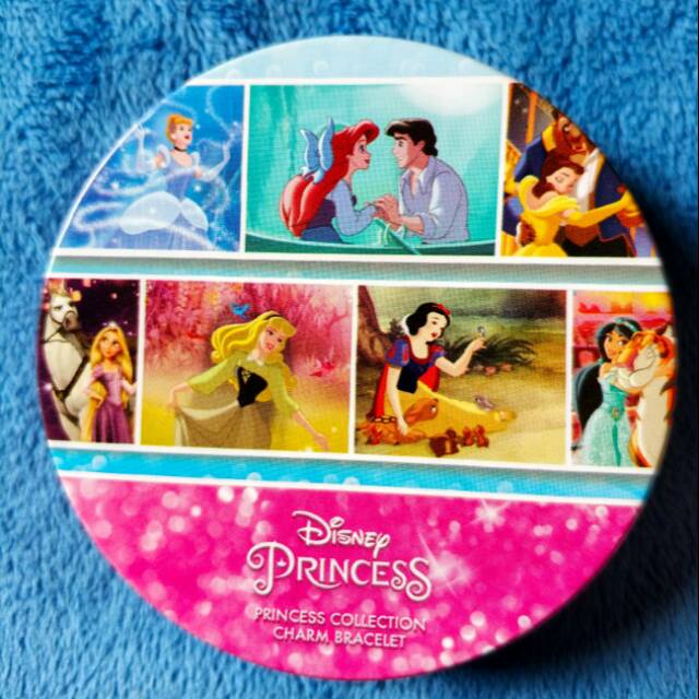 DISNEY Princess Collection Charm Bracelet