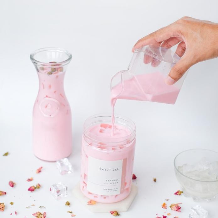 

Bandung with Jelly - PRE ORDER