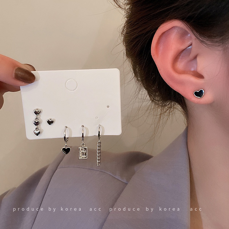 YEEZII Set Anting Stud Hias Liontin Mutiara Hati Beruang Rumbai Warna Hitam Emas Perak Gaya Retro Untuk Wanita