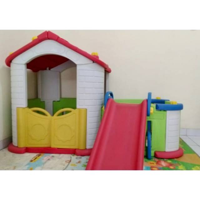 Tobebe Play House/ Rumah-rumahan