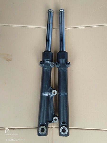 Shockbreaker Depan Shock Sekok Depan Honda CS1 Original Shock Depan CS1 City Sport 1 Ori