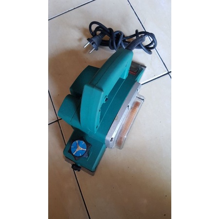 MODERN M-2900 MESIN PASAH KAYU PLANER SERUT KONDISI SECOND NORMAL ORIGINAL HALUS