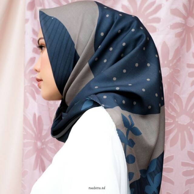 Subha scarf by Tsabita