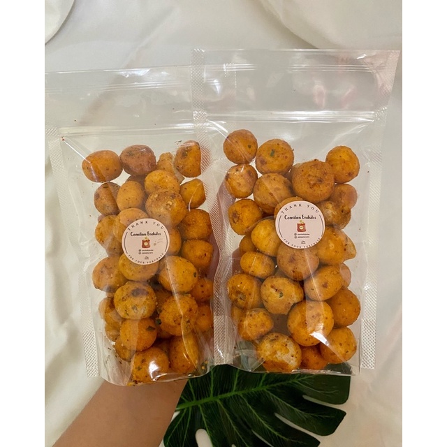 

Cimol kering pedas daun jeruk