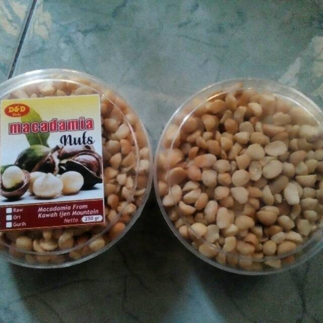 

Macadamia patahan oven siap makan 250 gr