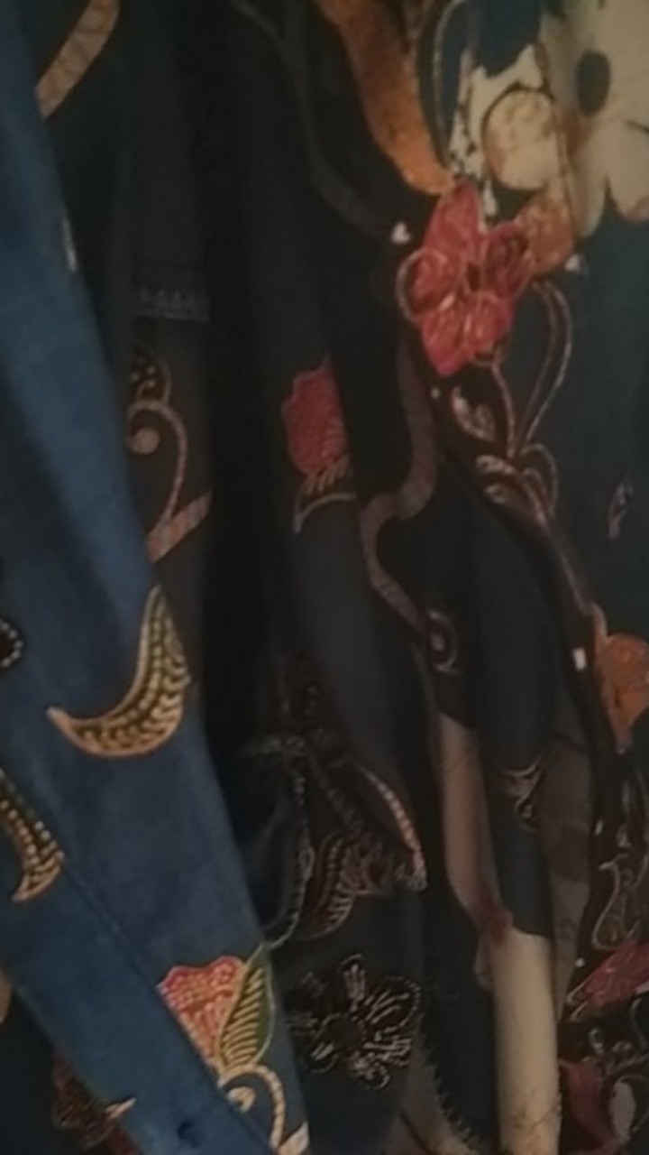 Kemeja Batik Alisan Slimfit | Kemeja Batik Queen Jaya | Alisan Kemeja Batik