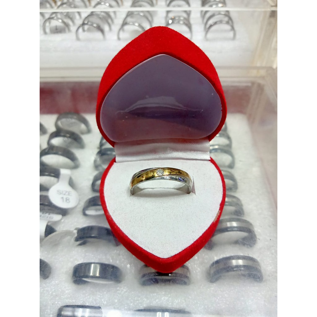 Original Cincin Titanium Chrome Emas / Cincin Tunangan / Cincin Couple Mata Diamond Putih - SC001