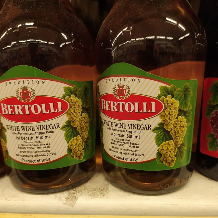 bertolli white wine vinegar 500ml