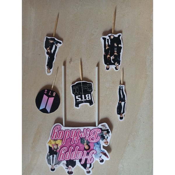 Topper cake / Hiasan Kue / Tusukan Kue bts
