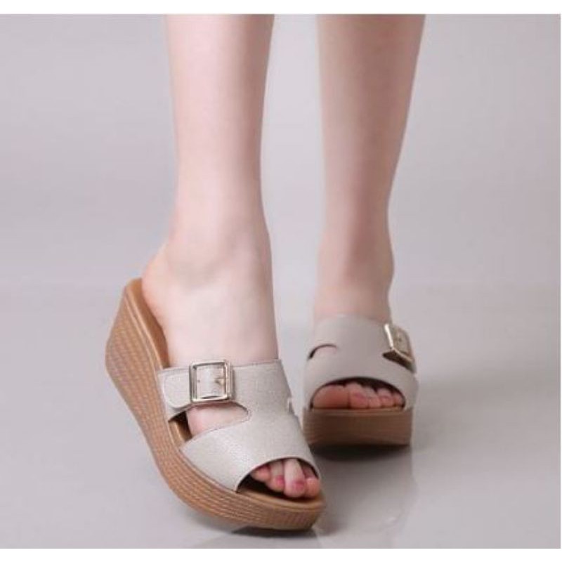 sandal wedges wanita