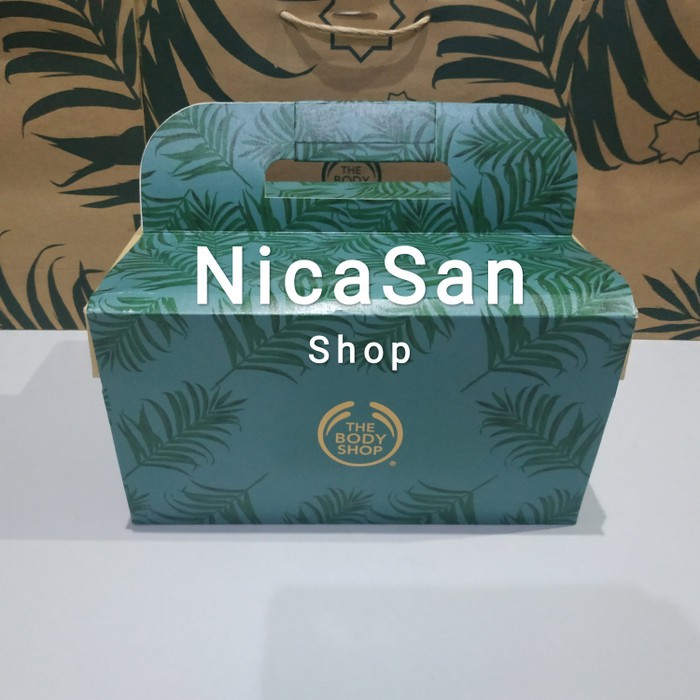

The Body Shop EXCLUSIVE BOX Medium Box Cokelat Dengan Pembungkus Hijau