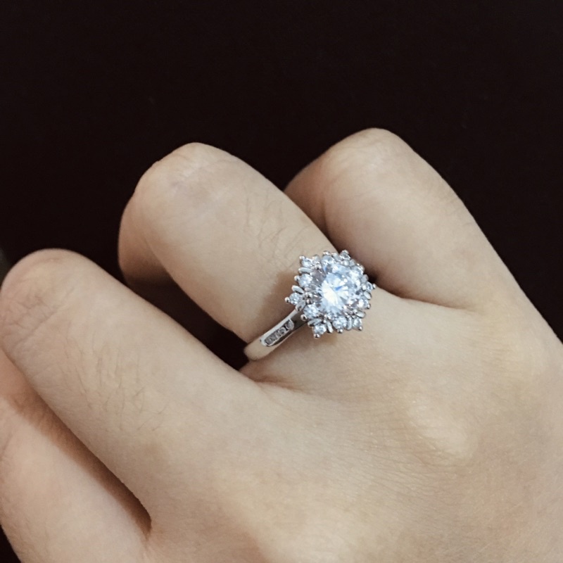(Size 5.5) ÉCLAT & GARNET S925 Elsa Snowflake Solitaire Ring Aksesoris Cincin Perak 925 Sterling Sil