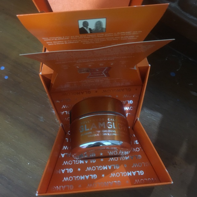 GLAMGLOW FLASHMUD