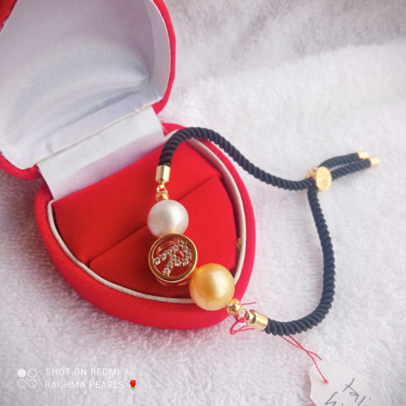 Gelang tali serut hongkong | gelang tali hitam inisial huruf nama mutiara air laut asli lombok