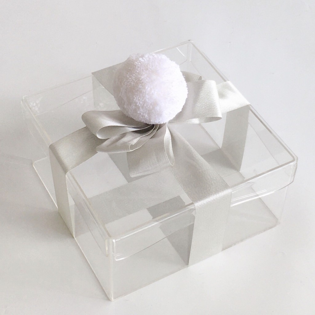 

Acrylic Gift Box | Kotak Akrilik Hadiah Kado | Hampers | Penyimpanan