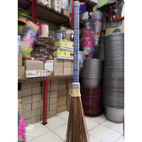 SAPU LIDI GAGANG BAMBU JUMBO/ SAPU LIDI TAMAN /SAPU LIDI GAGANG BAMBU