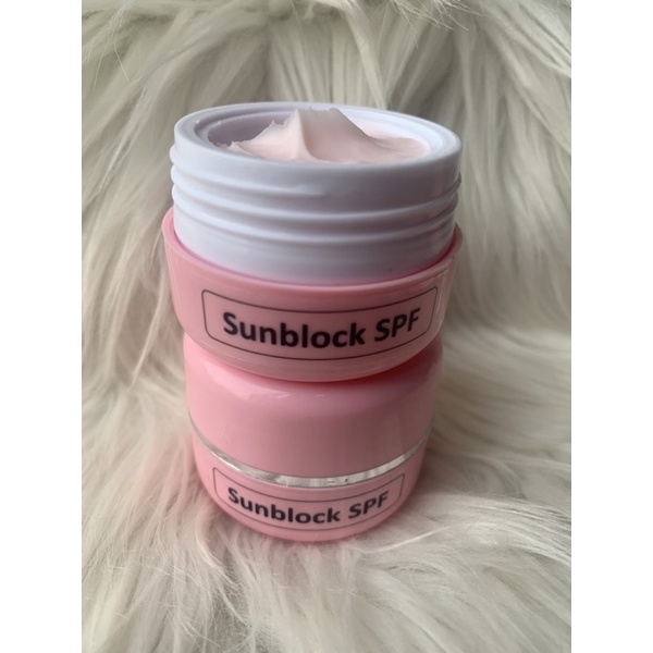 KRIM SIANG /SUNBLOCK SPF 50