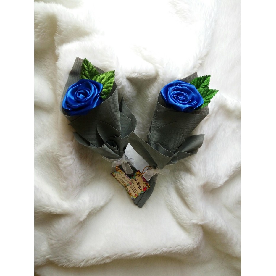 Bunga Wisuda Satin Satuan